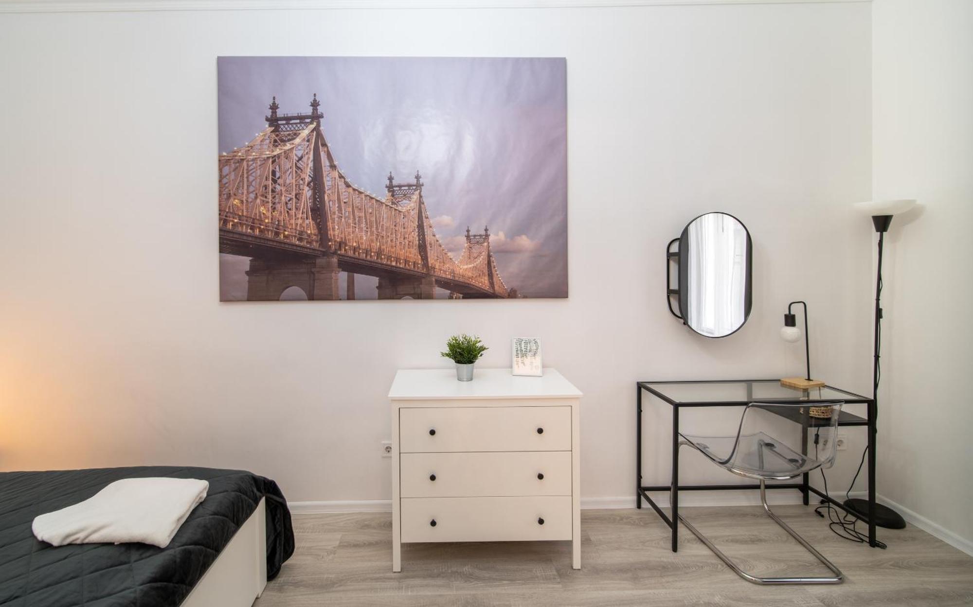 Perfect Location,Newly Decorated Modern, Large Place 60 M2, Really Quiet So You Can Have A Good Night Sleep, Ac, Netflix, Smart Tv, High-Speed Internet, World Famous New York Cafe Only 10 Minutes Walk 布达佩斯 外观 照片